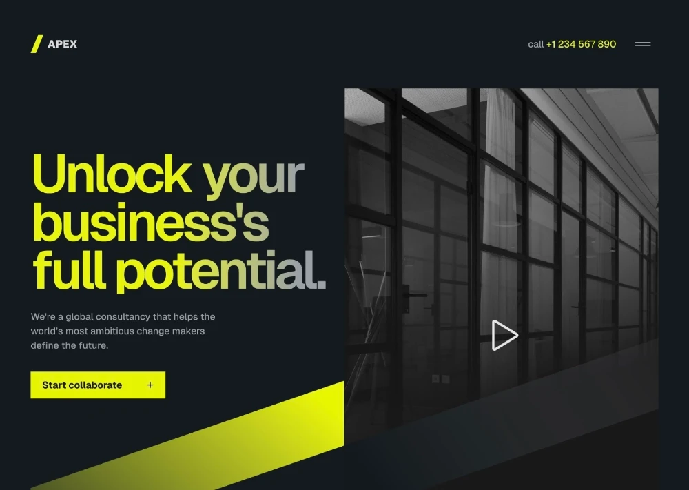 Site prezentare firmă consultanță APEX cu tipografie bold galben neon și fotografie birou modern
